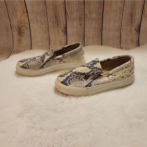 Vince Camuto grey/white snakeskin leather loafers - Picture 7 of 10